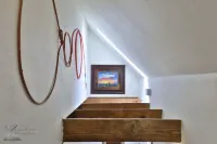 Rustic chic guesthouse located right next to HSU & Hendrick Medical Center