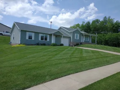 Wayside Guest House  Clean, Cozy, Comfortable, Convenient Hotels near The Blueberry Patch