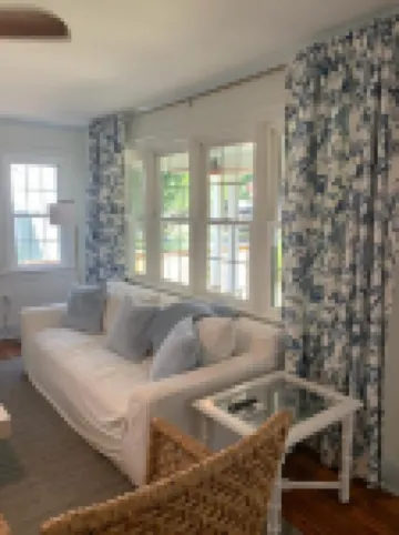 Cozy Cottage in Historic Willowbank