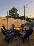 Downtown Getaway- Walk to Breweries, Restaurants, and Shopping!