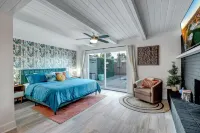 NEW! Sunset Hideaway-Biltmore Area-Private Pool-High end restaurants/shopping