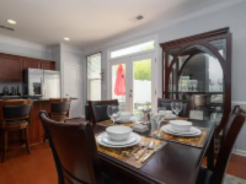 Luxury Chic Minimalist Townhouse スティール・クリークのホテル