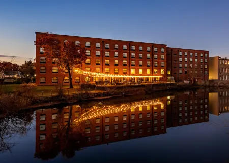 The Loom Hotel, Tapestry Collection by Hilton