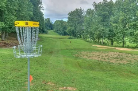 Hot Tub, 2 Kings, by Waterfalls, Skiing and Hiking