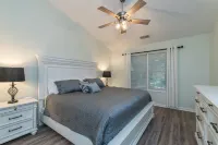 Southern Charm- Spacious Townhome Close to UK Hotels near Malibu Jack's Lexington