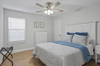 Recently Renovated Bright and Comfy 3BR 2BA, centrally located in West Mckinney