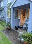 Cosy Cottage by the Sea (1x BIG Master Double Bedroom)