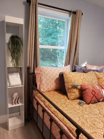 18-Acre Waterfront Sanctuary: Peace & Privacy