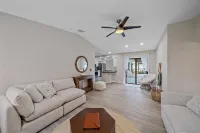 Perfect Sarasota Getaway: Fully Renovated Heated Pool w No Extra Fee -Game Room!