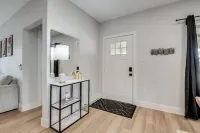 Old Town Keller 5bed 3 bath home Hotels in Keller