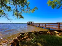 Lake Fork Premium Waterfront Retreat  - Fishing Boating Kayak Boat Dock/Slip Hotel a Rains County