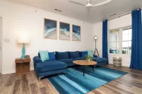 Spacious, modern 2-bed/2-bath condo in marvelous Rehoboth Beach!