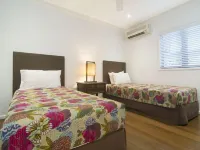 Coco Beach Villa - Tropical Beachfront Haven