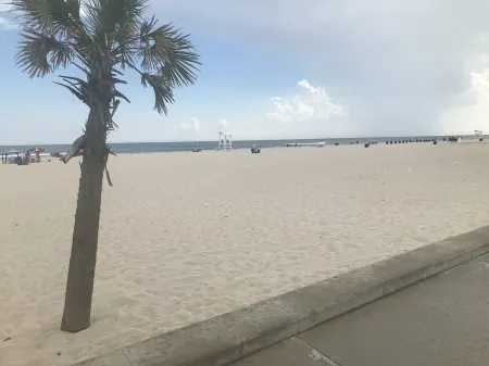 2 BR/ 2BA Condo1 King /2 Full beds Sleeps 6 close to OWA & Foley Tourism Complex Отели рядом с достопримечательностью «OWA Parks & Resort»