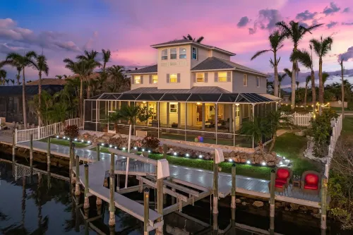 VILLA "EAGLE'S NEST"  THREE STORY HOME WITH AMAZING VIEWS