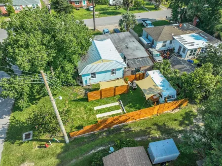 Renovated 1970’s retro camper on Bayou Grande in Pensacola with walking trail.