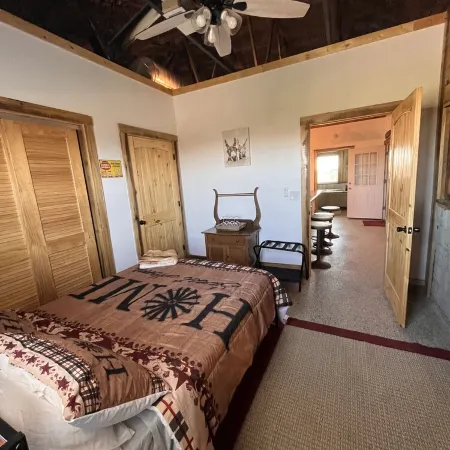Countryside Inn, Located 9 mi. from the Ark Encounter-Fire pit and Barn games🐮🐮