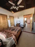 Countryside Inn, Located 9 mi. from the Ark Encounter-Fire pit and Barn games🐮🐮