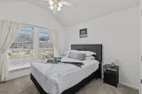 Keller's Charm by Bear Creek Park - Pool, Fire Pit, 4Br Hotels in Keller