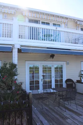 Riverwalk Condo--Heart of Historic Downtown Wilmington!