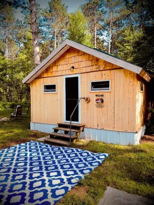 Loft Cabin #2 Hotels in Big Rapids Township