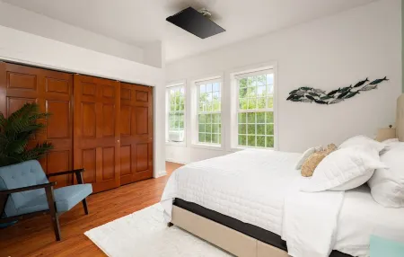 Ocean Bliss! Beach getaway with amazing views!