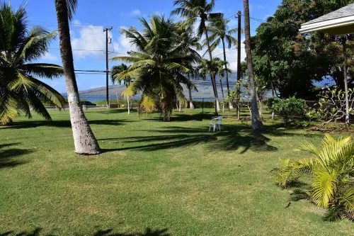 Your Maui Beachfront Retreat & Private Observation Deck - Permit #Stkm 2015/0003