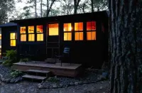 1940’s Charming Vintage Cabin