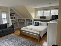 Gorgeous home in historic downtown Sandwich with hot tub/sauna