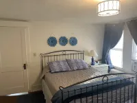 Charming Cottage at the Edge of Town Hotels near Sage Moon Herb Shop
