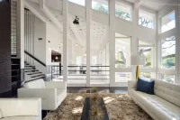 Contemporary Lake Austin Estate Minutes from Downtown - Privately Gated