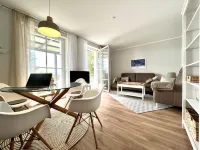Wohlfühl-wohnung mit Ausblick! Ihr Idealer Ausgangspunkt für den Ostsee-urlaub