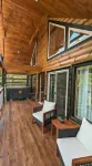 Cozy mountain retreat on Wears Valley, Modern Rustic Cabin!