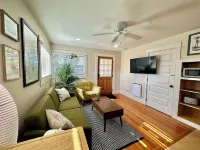 Cozy apartment in wonderful Bend with WiFi, AC