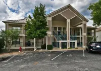 The Great Escape - 3 bedroom/3 bath condo at Emerald Bay on Table Rock Lake