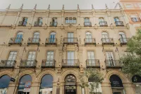 Aquitania Home Suites Hotels in Casco Antiguo