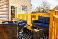 Scenic   River  View Hotels in Enfield