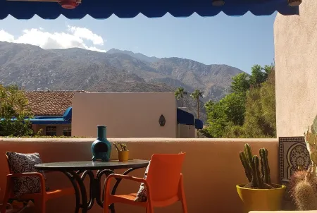 Peaceful Moroccan Retreat - Downtown Palm Springs w/ Mountain View Отели рядом с достопримечательностью «Honeymoon Hideaway»
