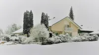 Cozy vacation apartment Aurelia in the Upper Bavarian Alpine foothills Wessobrunn 호텔