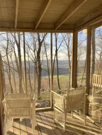 Relax & Recharge @ Cottonwood Cabin-Lookout Mountain/Mentone Brow-front Retreat