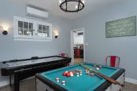 River House - Harrisburg City Skyline Views with Game Room and Covered Porch