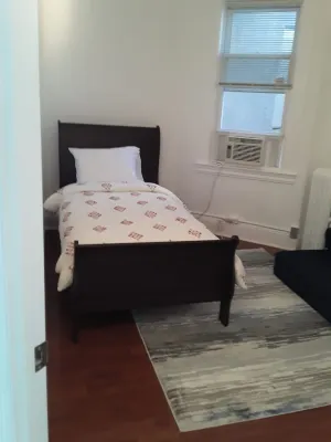 Cozy 3 BR for U Near Manhattan View, 15 Min to NYC