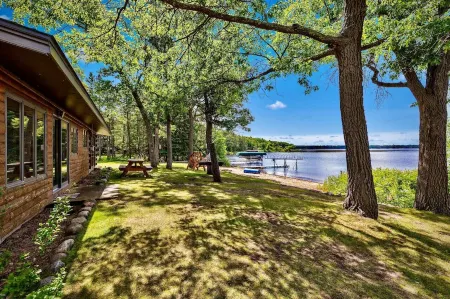 Lakeside Haven at Upper Hay Lake
