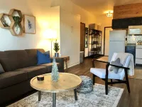 Queen Studio~Resort Amenities~19 Miles to West RMNP