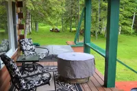 Picturesque Maine Cabin with Lake Access on 33 Acres Hotels in Fort Fairfield