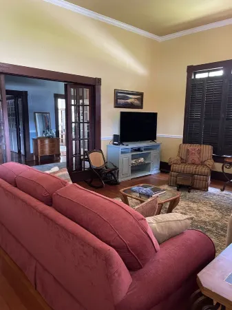 Fredonia Street House