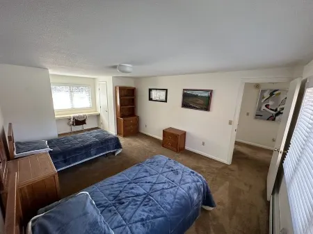 Perfectly Located Townhouse  4 Bedrooms, 2.5 Baths in the Heart of Stowe Vermont