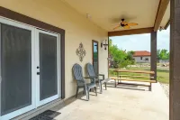 Casa Bella @ Buchanan Vacation Homes - Pool & Free Frio River Access