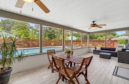 Orlando Poolside Oasis Отели в г. Алтамонте Спрингс