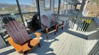 Lakefront SML penthouse with stunning mountain-lake views, pools, beach, + more!